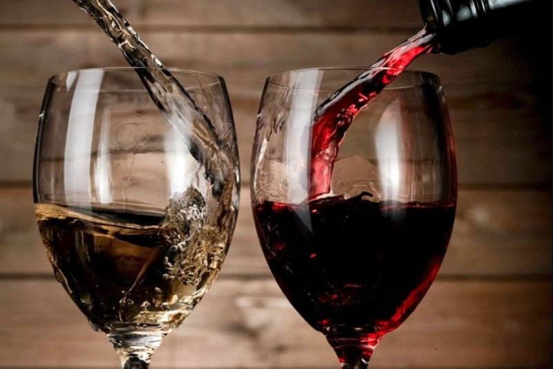 hàm lượng calo trong mỗi ly rượu vang có thể thay đổi tùy thuộc vào loại rượu vang và kích thước ly.