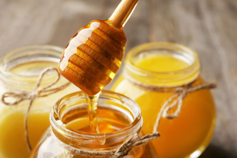 Mật ong có nhiều đặc điểm có lợi cho da